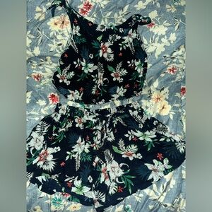 Blue Island Black Floral outfit